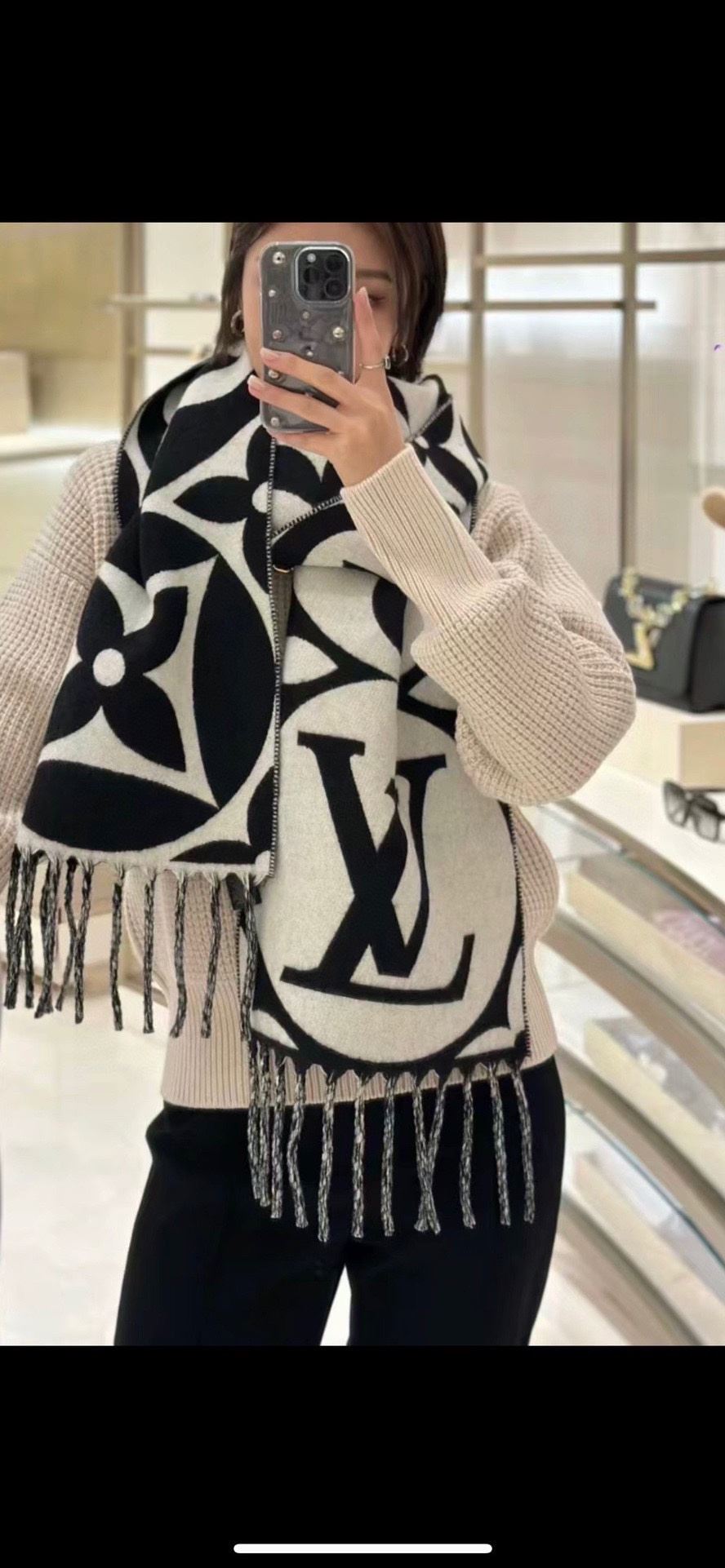 Louis Vuitton Scarf